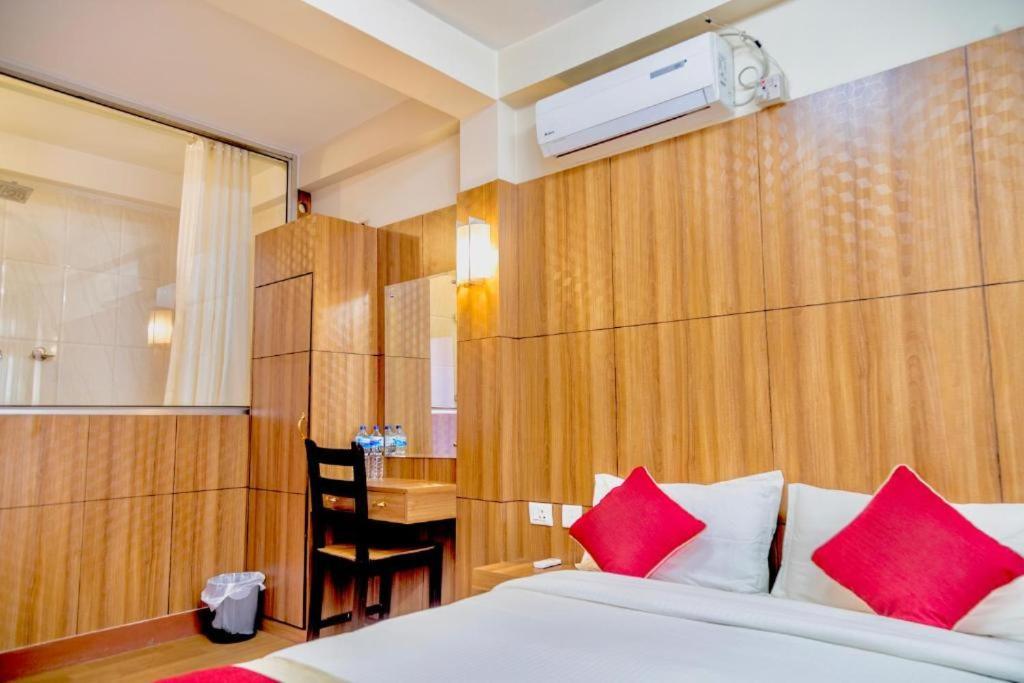 Great Doors Thamel Hotell Katmandu Eksteriør bilde