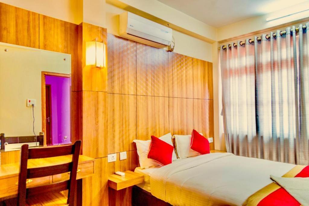 Great Doors Thamel Hotell Katmandu Eksteriør bilde